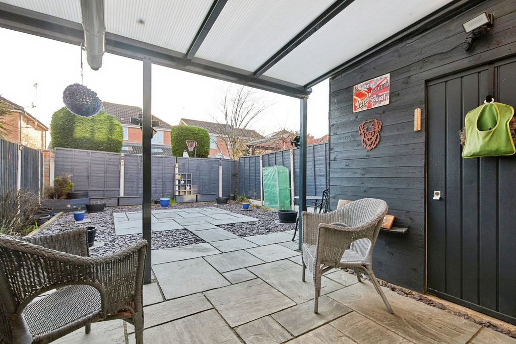 Property photo 3 of 20 Garden