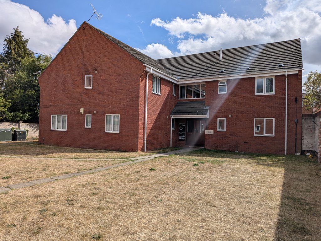 Property photo 1 of 5