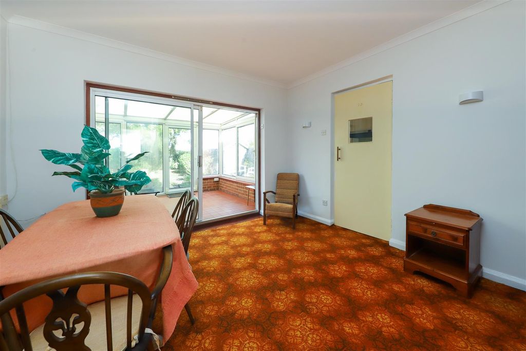 Property photo 3 of 12 Dining Room