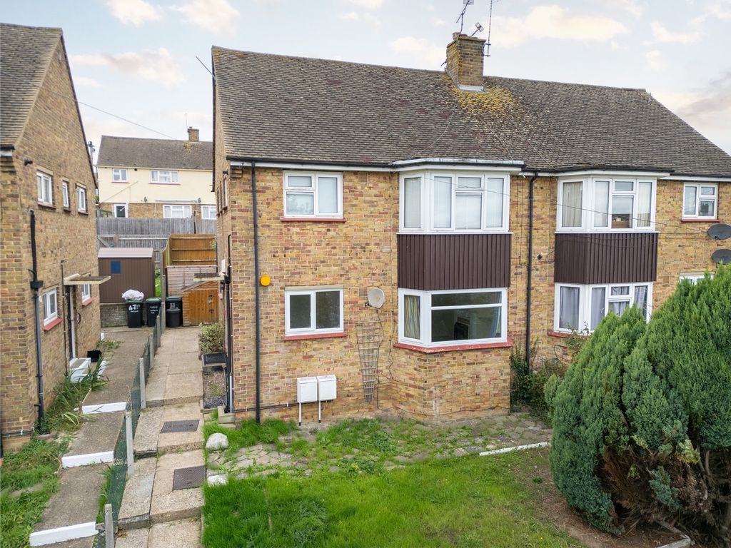 Property photo 1 of 11 4575682