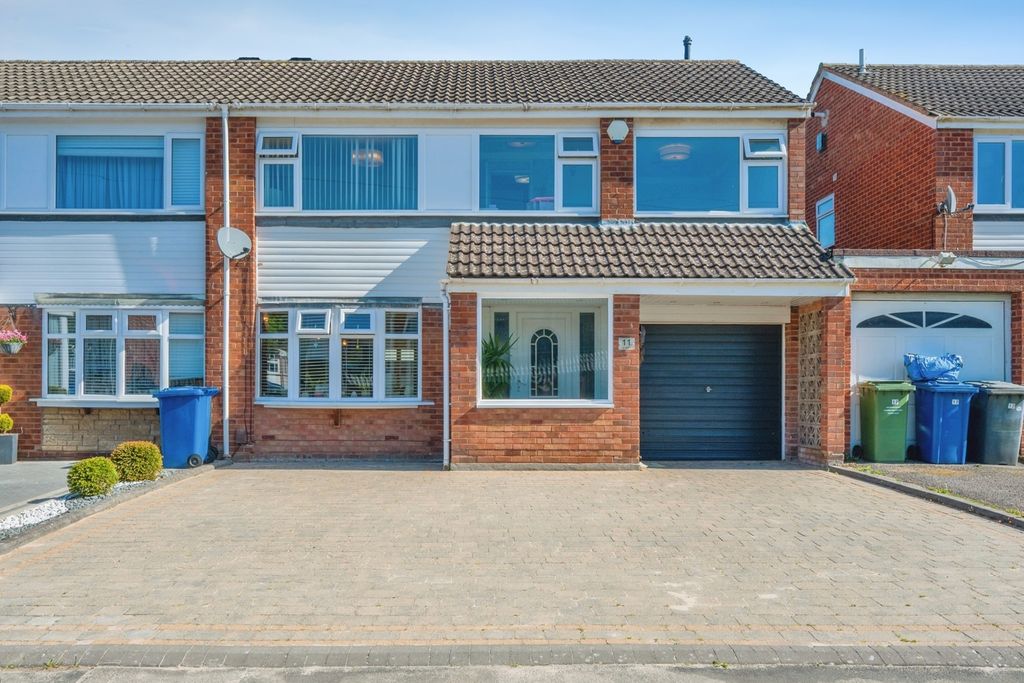 Property photo 1 of 26 Pbox-Img.Jpg
