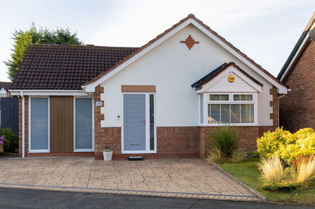 Property photo 2 of 15