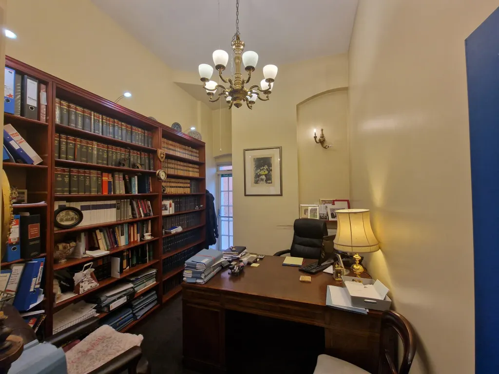 Property photo 3 of 8