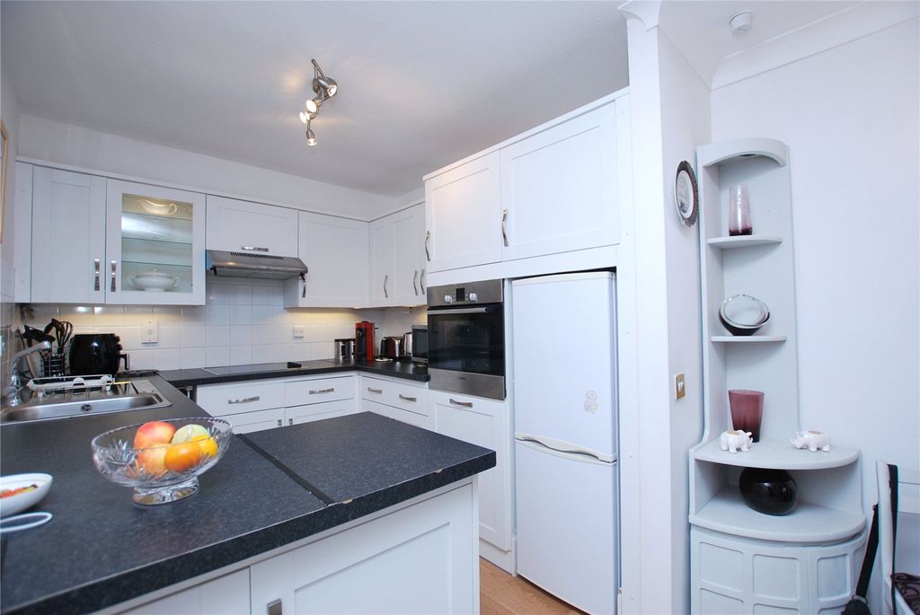 Property photo 2 of 8 Picture No. 05