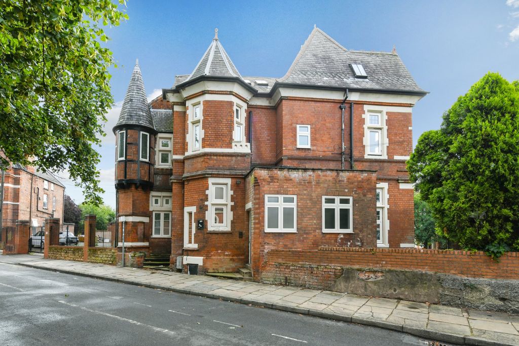 Property photo 1 of 7 Picture No. 14