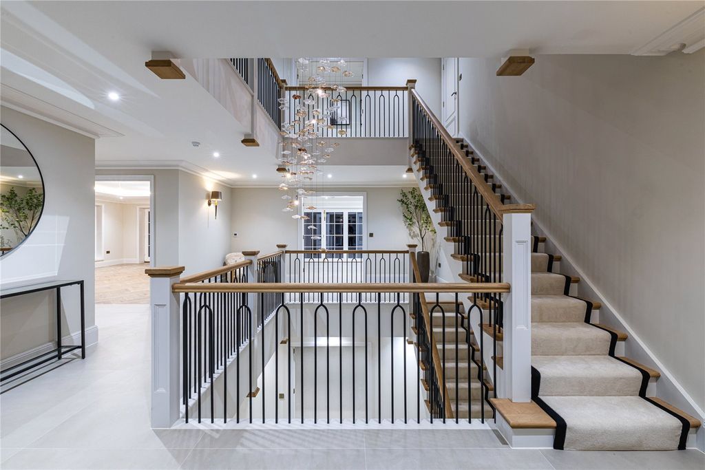 Property photo 2 of 23 Picture No. 49