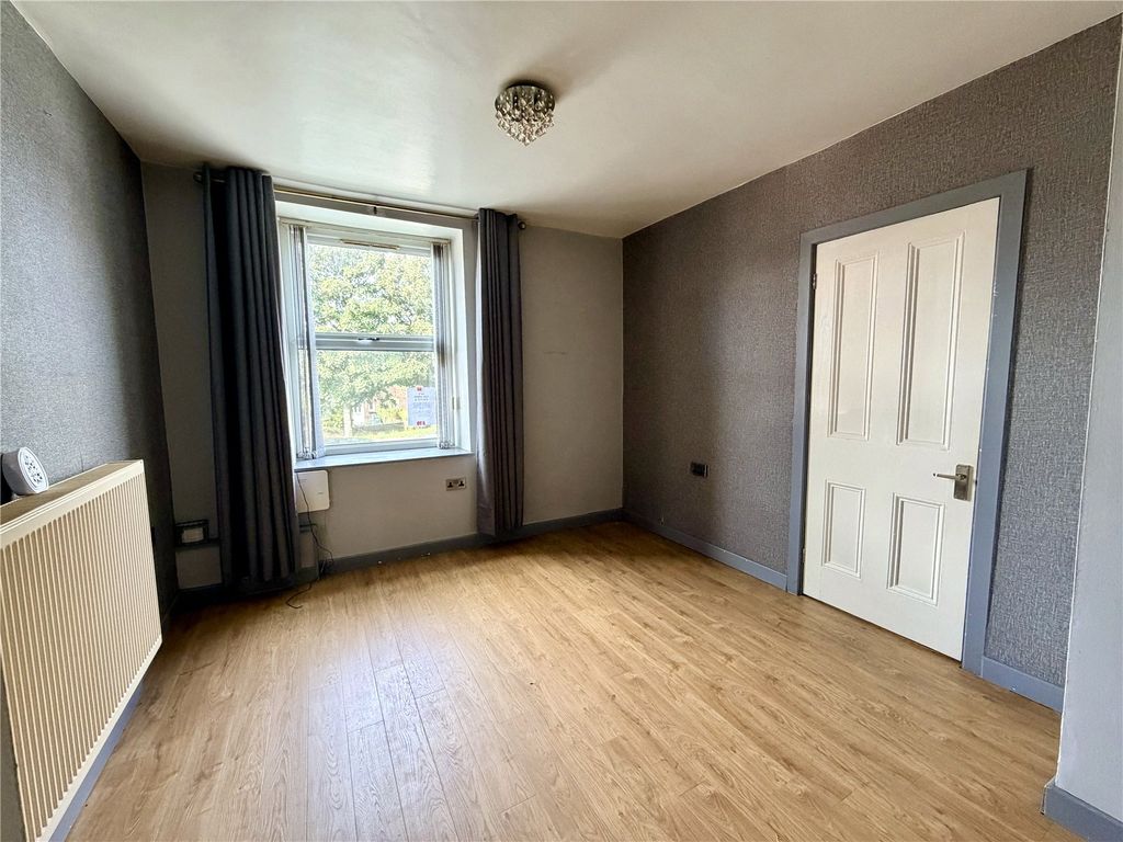 Property photo 2 of 7 Picture No. 01