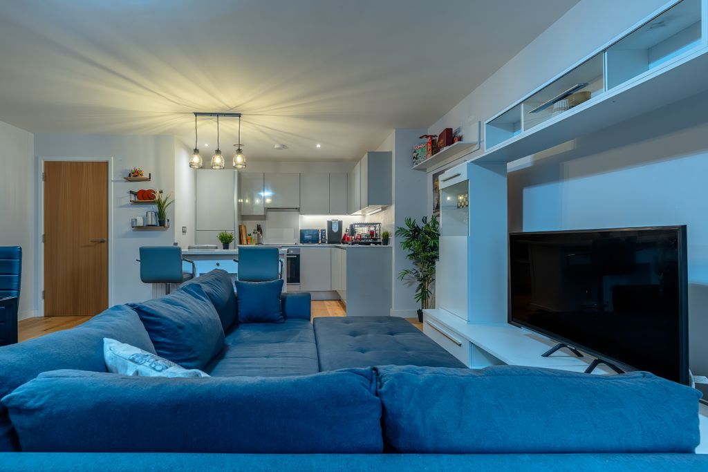 Property photo 1 of 20