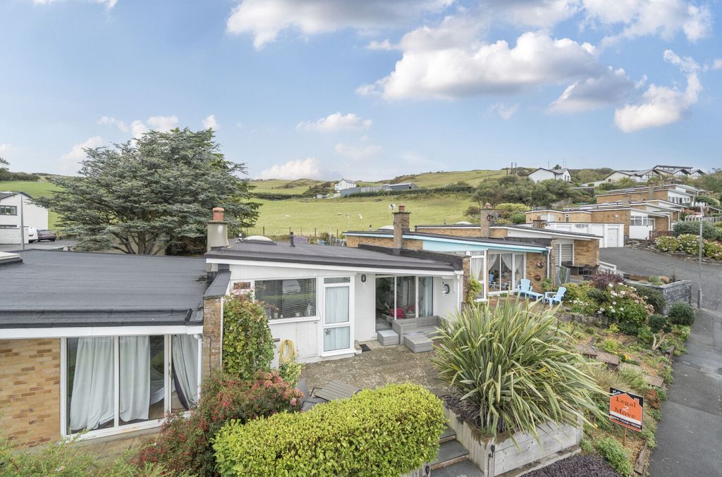 Property photo 1 of 21 1350571-1-68c2E5d...