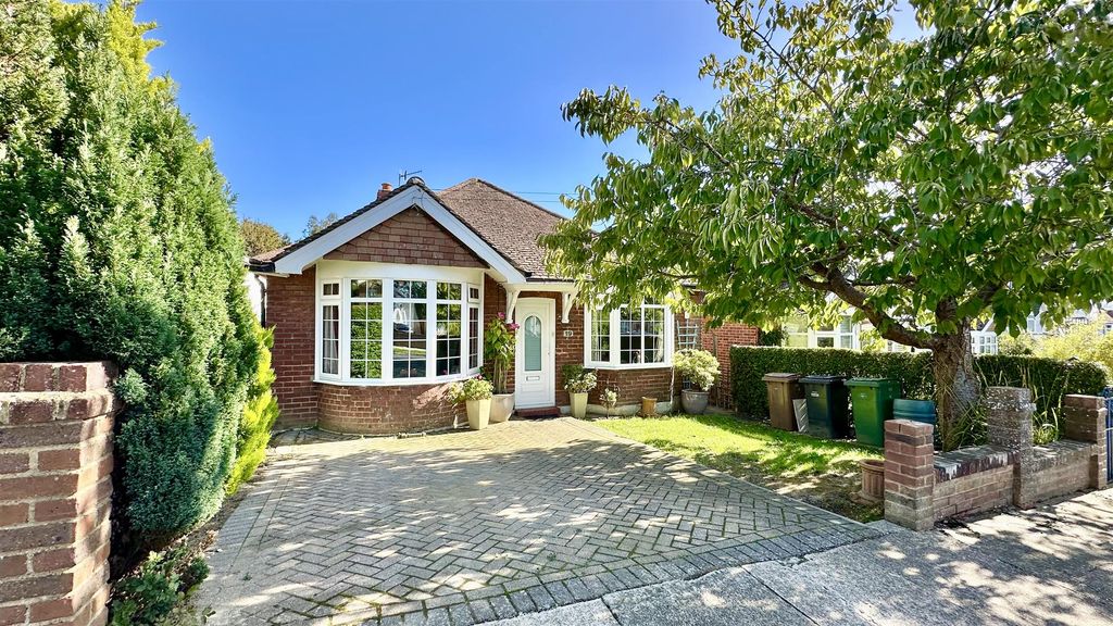 Property photo 1 of 30