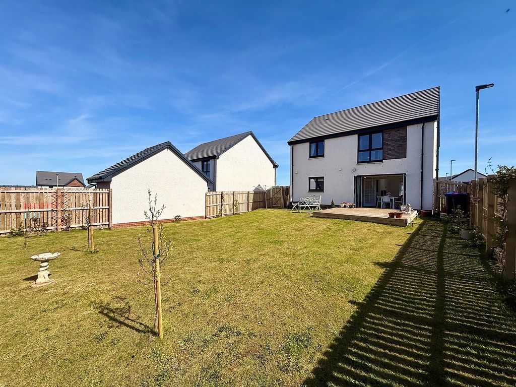 Property photo 3 of 31 Photo 28