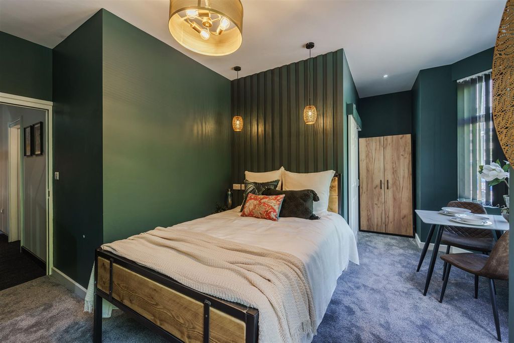 Property photo 1 of 14 020-A7R01536-Hdr.Jpg