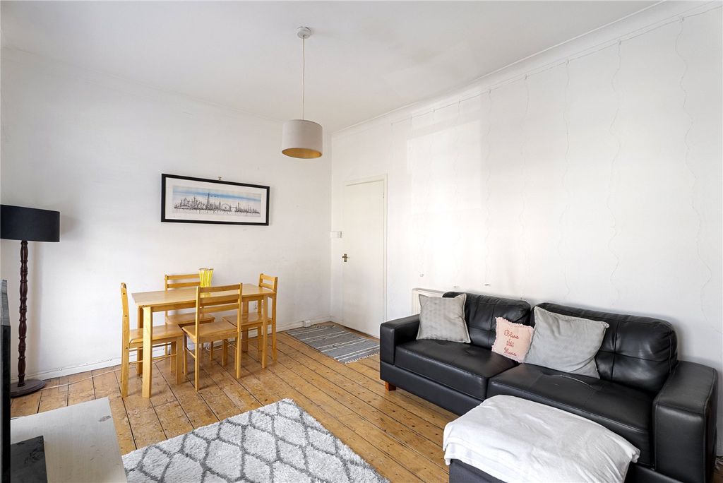 Property photo 3 of 10 Picture No. 04