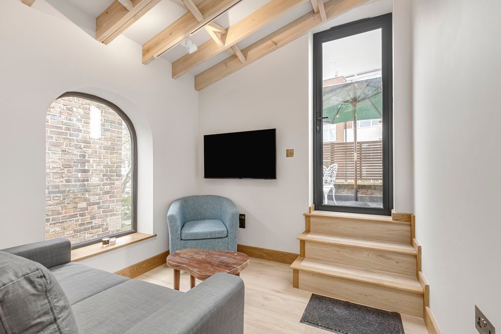 Property photo 2 of 33 Photo 15