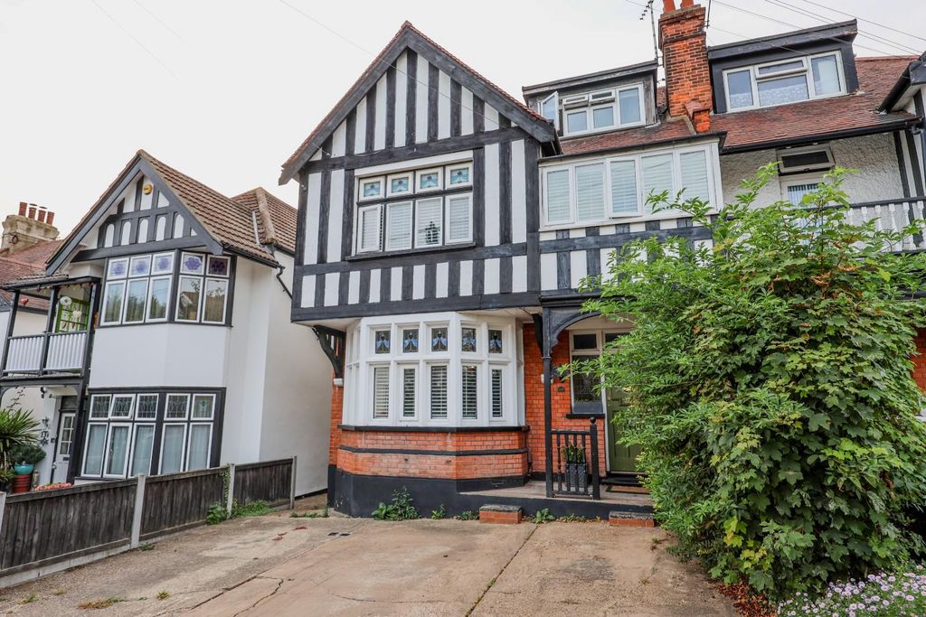 Property photo 1 of 14