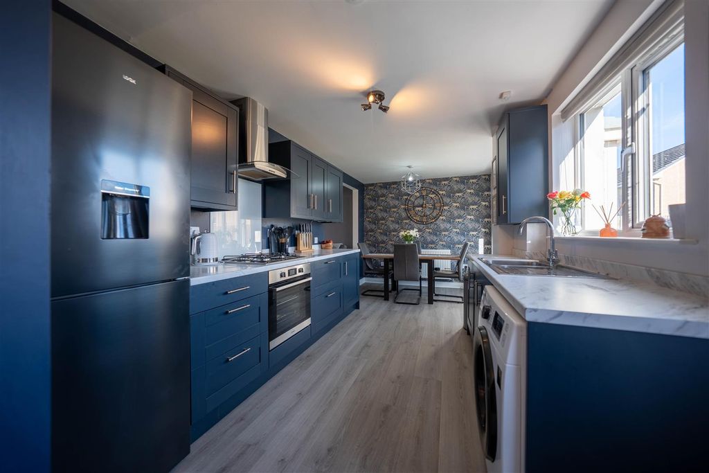 Property photo 2 of 30 Dsc00162-Hdr.Jpg