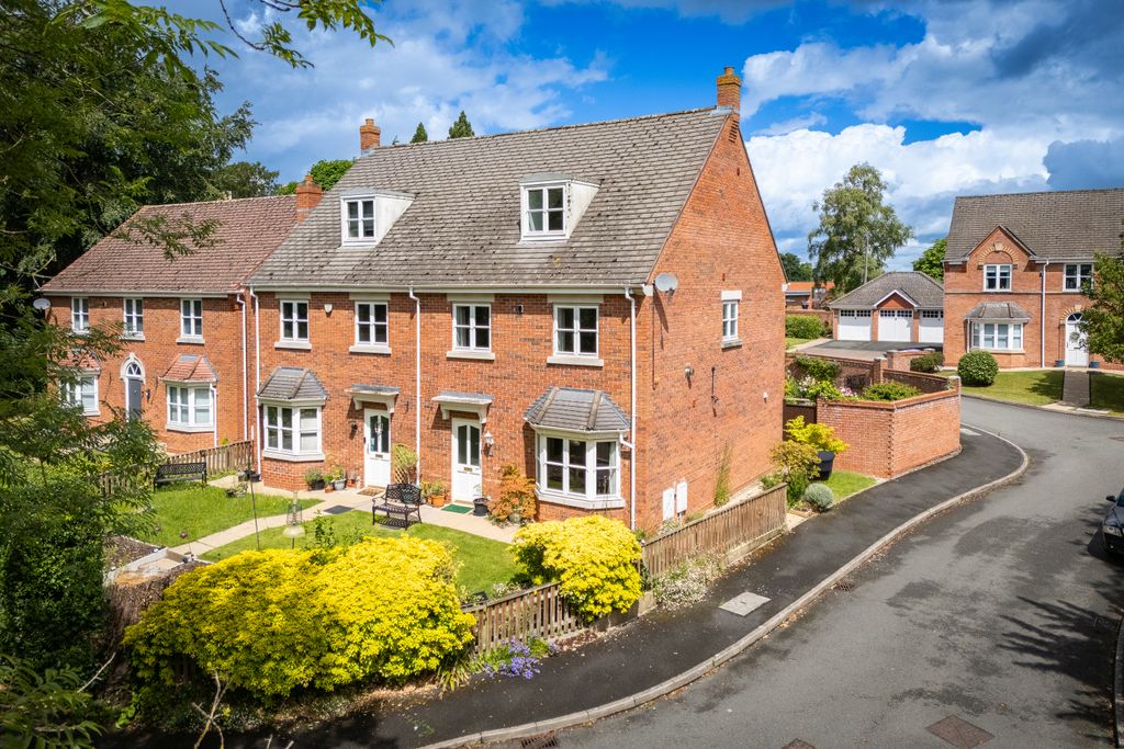 Property photo 1 of 34