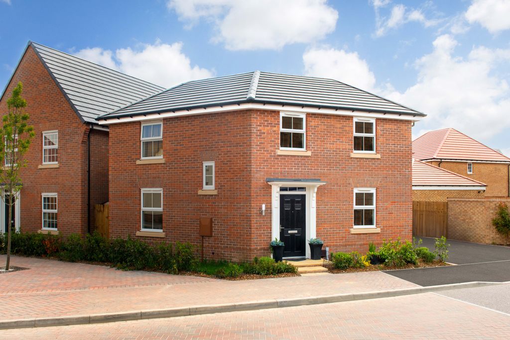 Property photo 1 of 9 External View Of The Three Bedroom Fairway