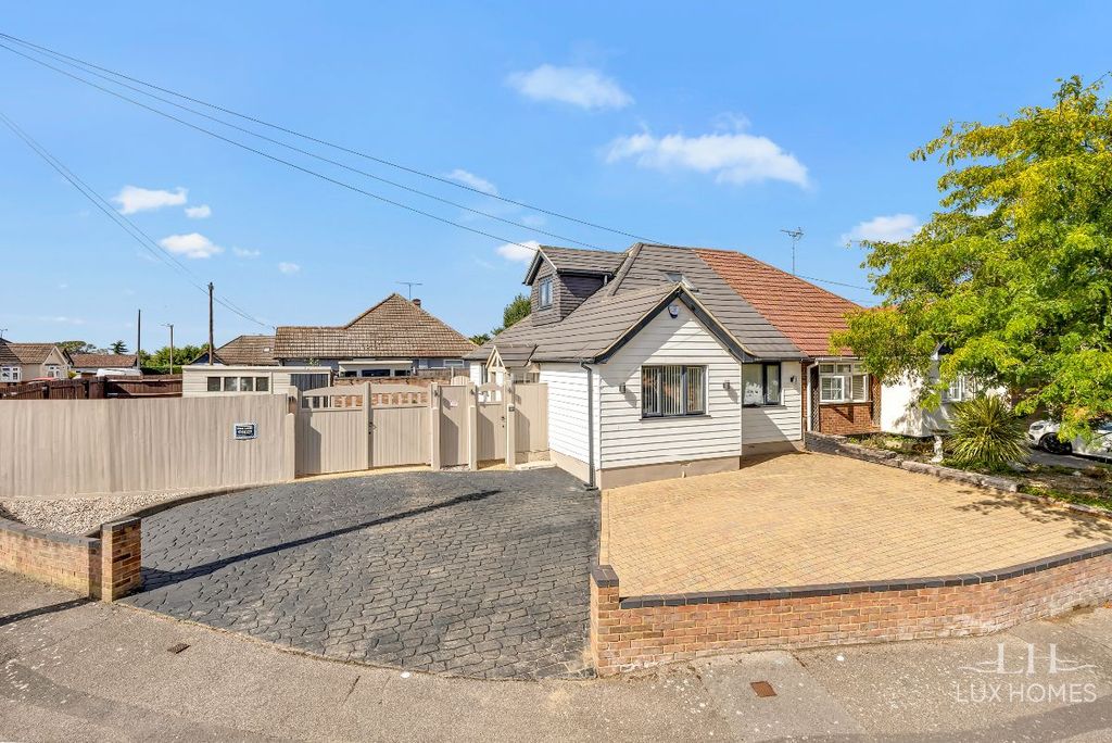 Property photo 1 of 23