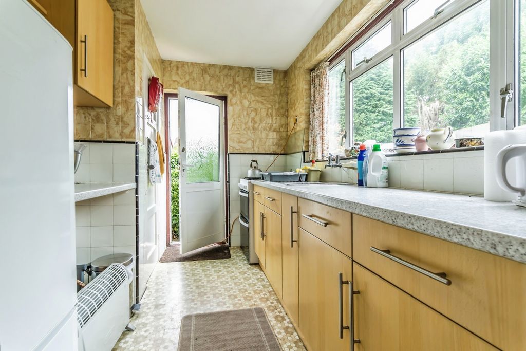 Property photo 3 of 16 Pbox-Img.Jpg