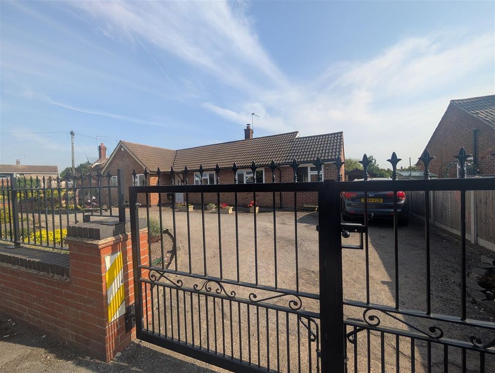 Property photo 1 of 20 1000028184.Jpg