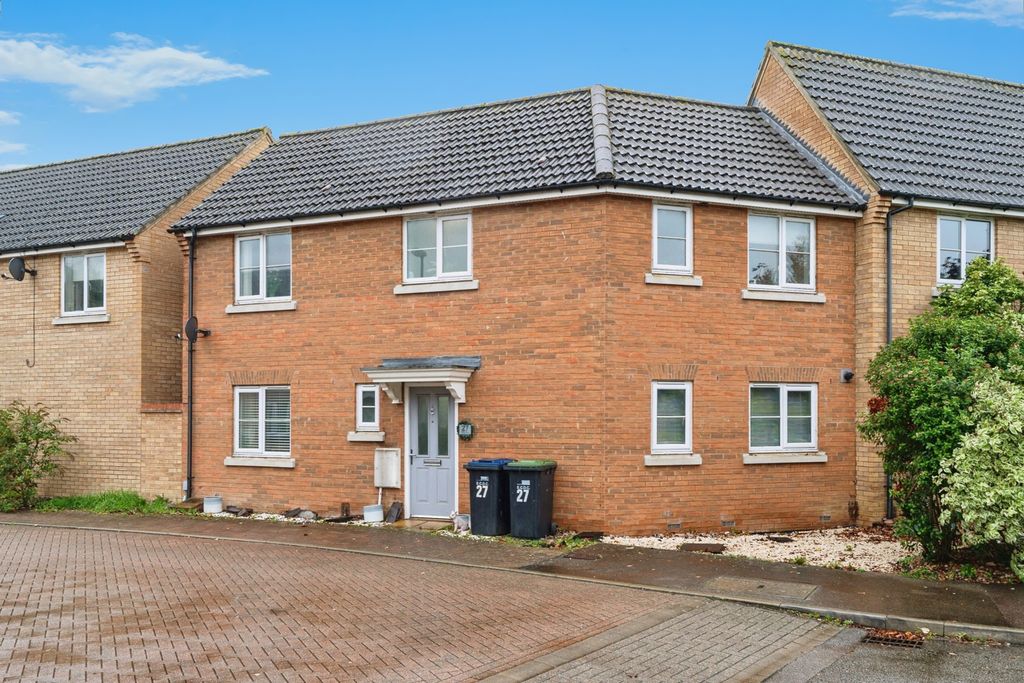 Property photo 2 of 16 Photo