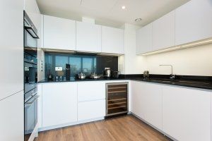 Property photo 2 of 7 Kitchen