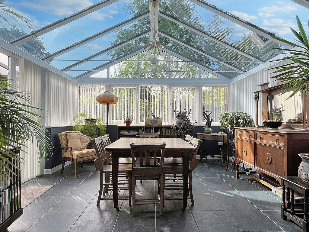 Property photo 2 of 19 Not Specified