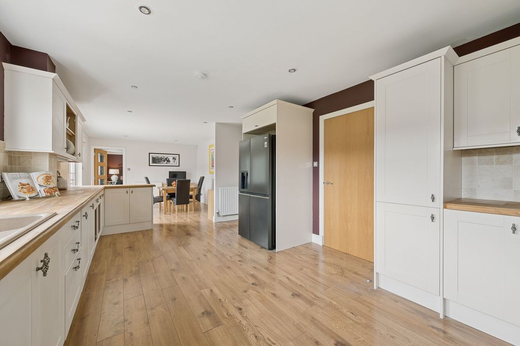 Additional image 8 of 4 bed detached house for saleMains Place, East Whitburn EH47