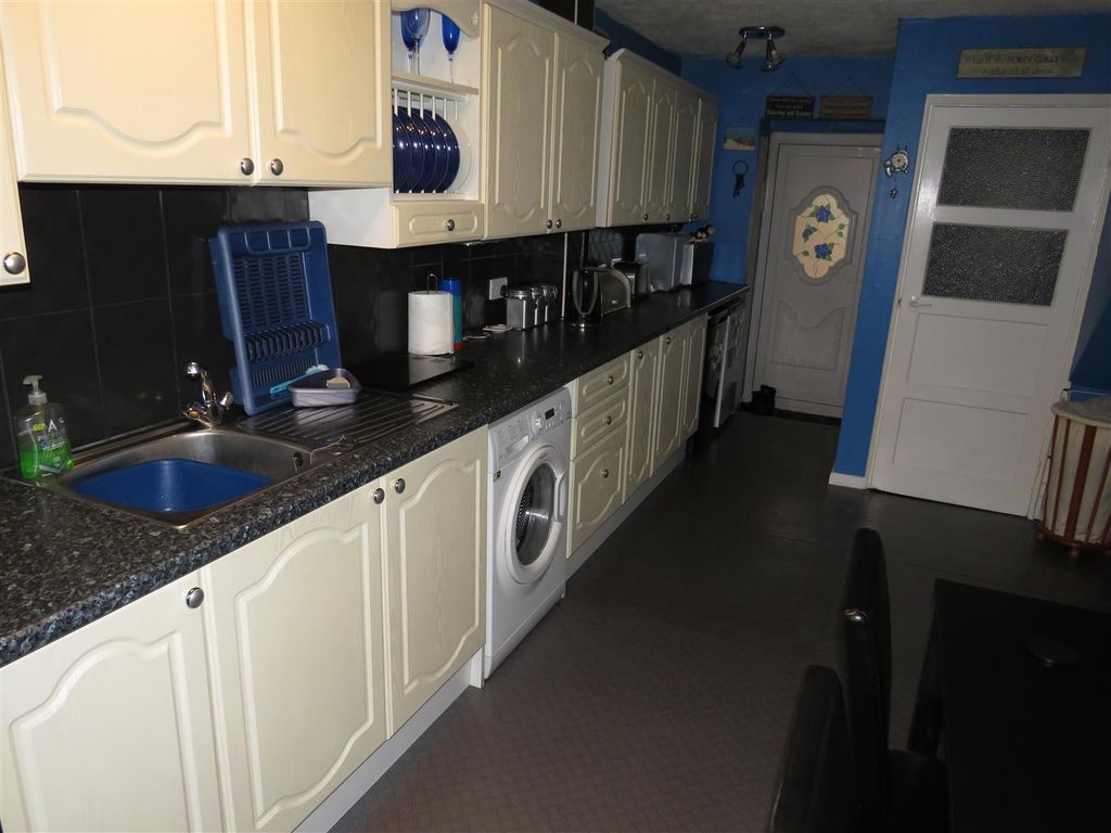 Property photo 2 of 11 Img_9323.Jpg