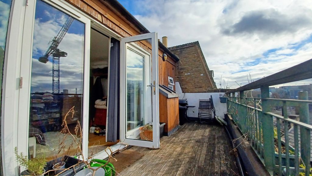 Property photo 3 of 7