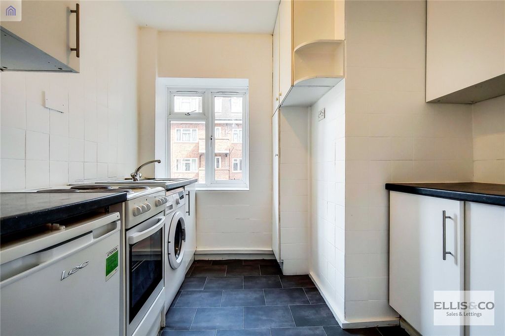 Property photo 3 of 13 Picture No. 25