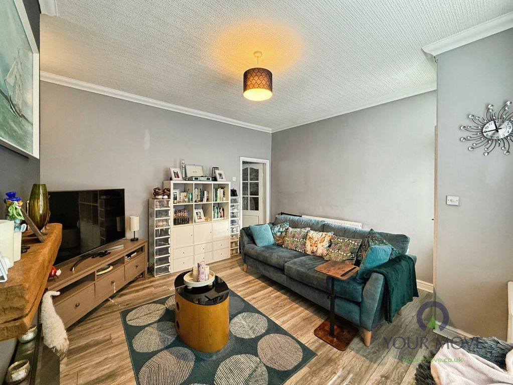 Property photo 3 of 9 Living Room