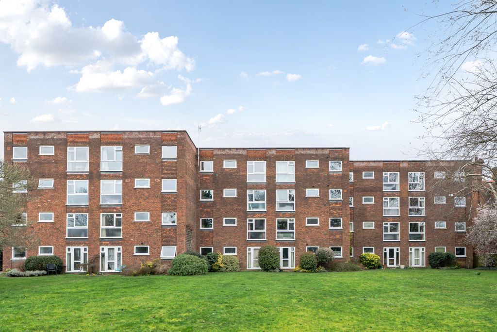 Property photo 1 of 11 Exterior