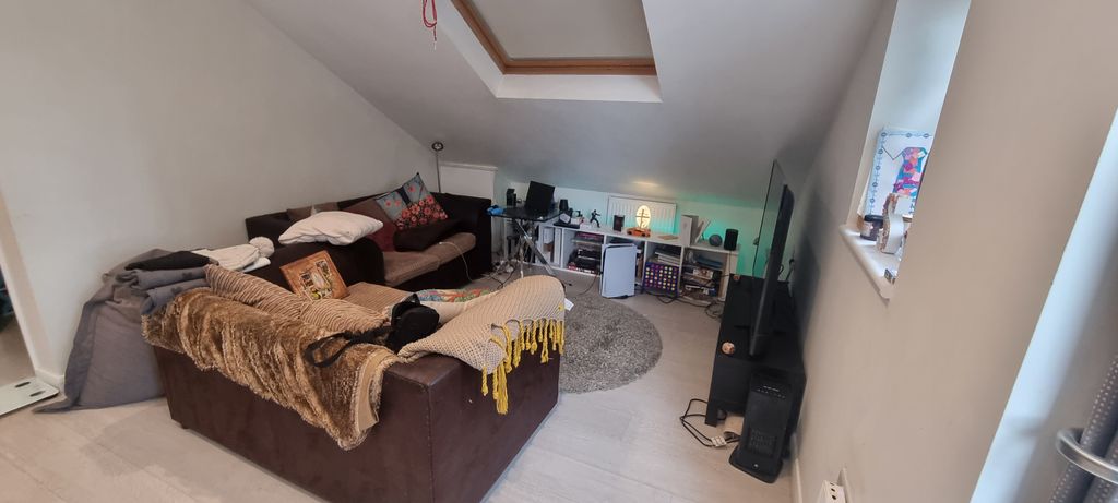 Property photo 3 of 30