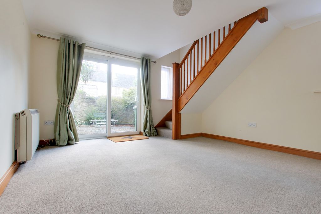 Property photo 3 of 8 Picture No. 10