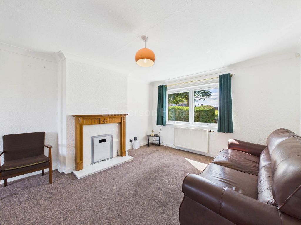 Property photo 2 of 23