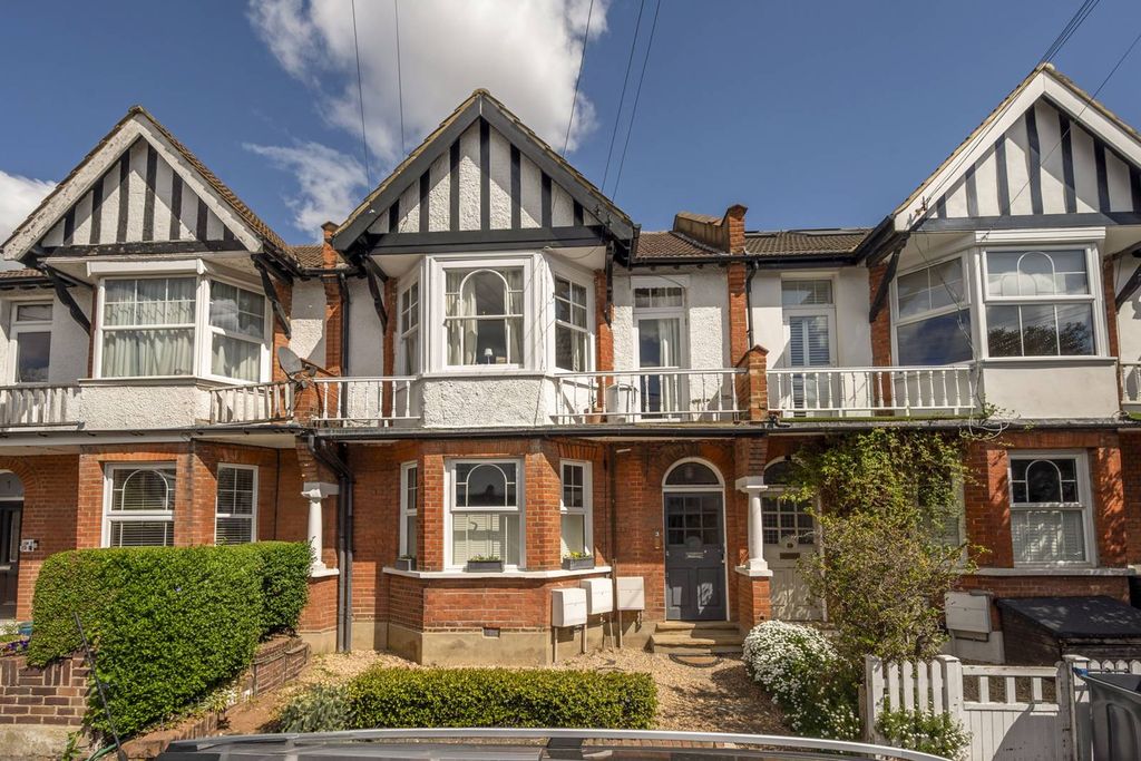 Property photo 2 of 21