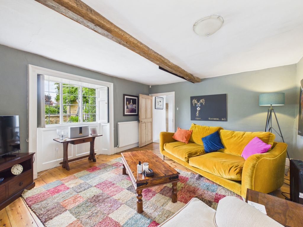 Property photo 3 of 40 Duchess End