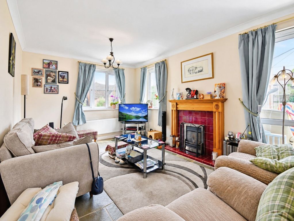 Property photo 2 of 22 Pbox-Img.Jpg