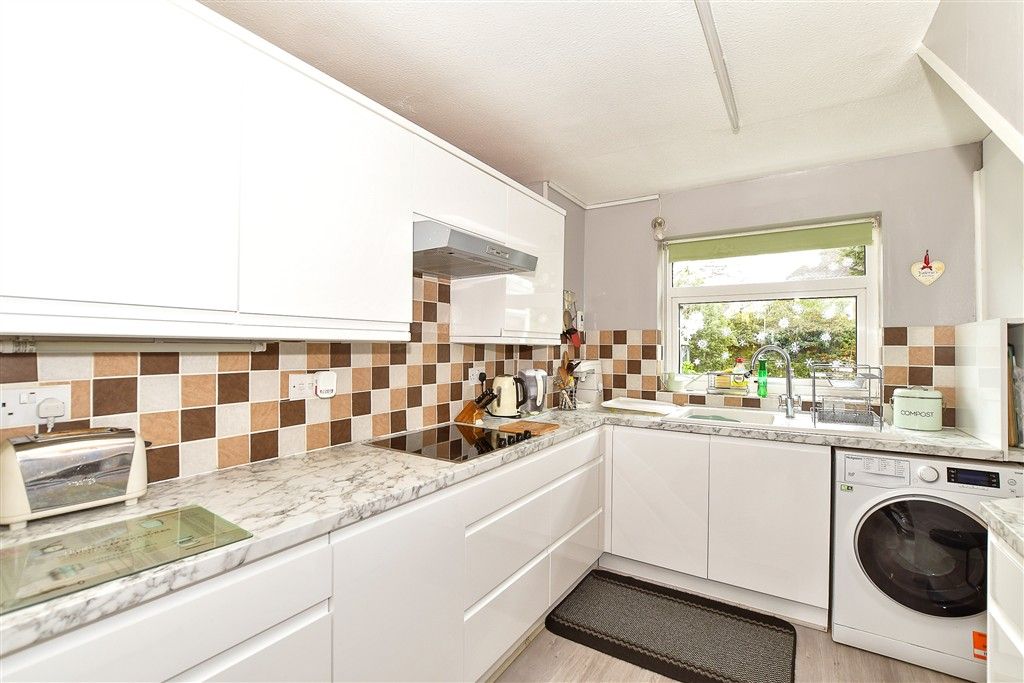 Property photo 3 of 12 Kitchen
