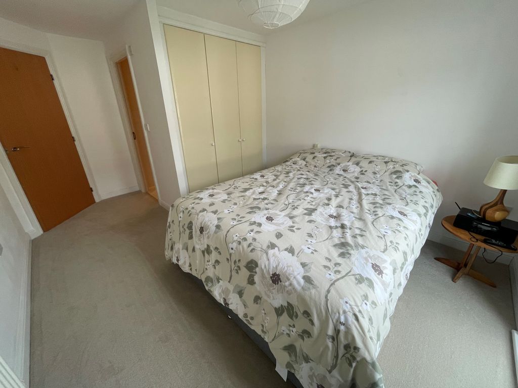 Additional image 12 of 2 bed flat for salePier Road, Littlehampton, West Sussex BN17
