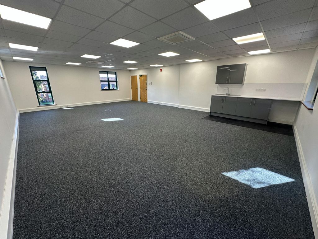 Property photo 3 of 10 Img_9610.Jpg