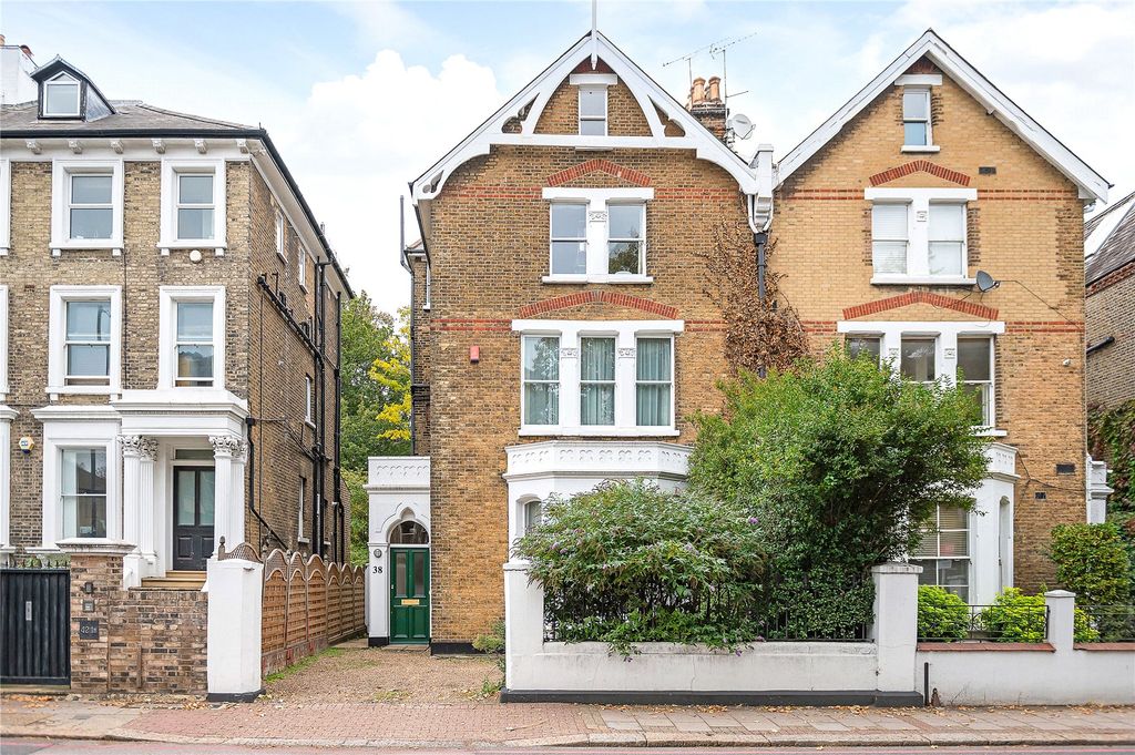 Property photo 2 of 22 External