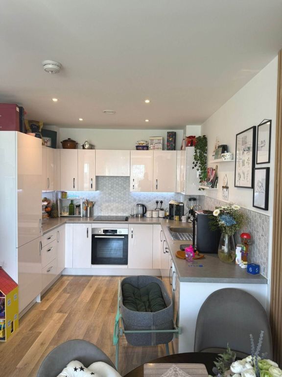 Property photo 2 of 7