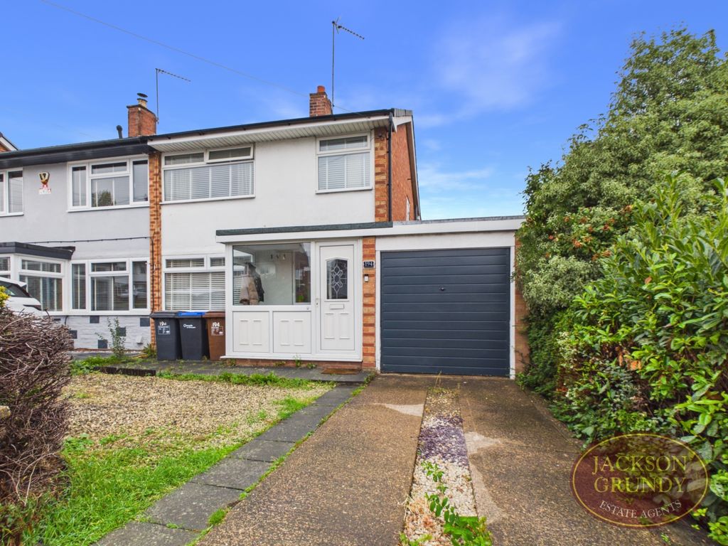 Property photo 1 of 12 Hazeldene Road
