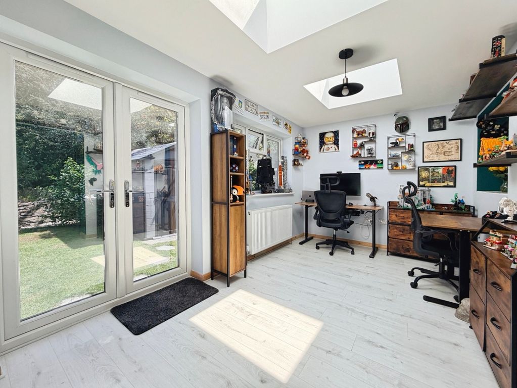 Property photo 3 of 22 53521811