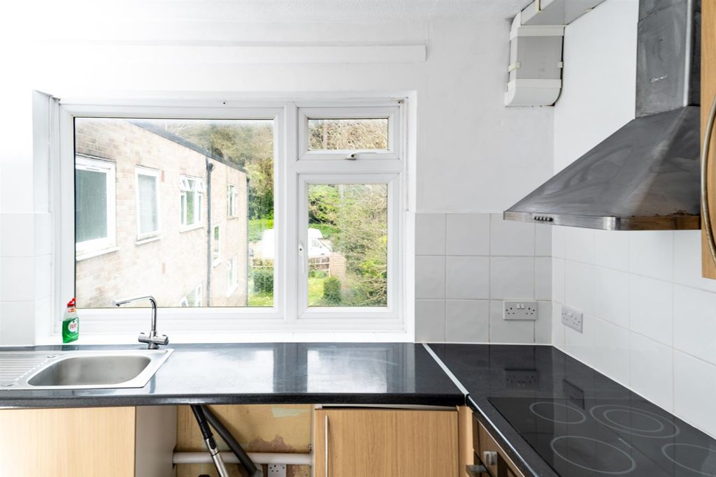 Property photo 2 of 11 Flat 18 Belvedere Court Small Jpegs-7.Jpg