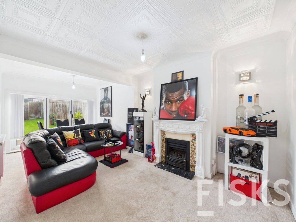 Property photo 3 of 16