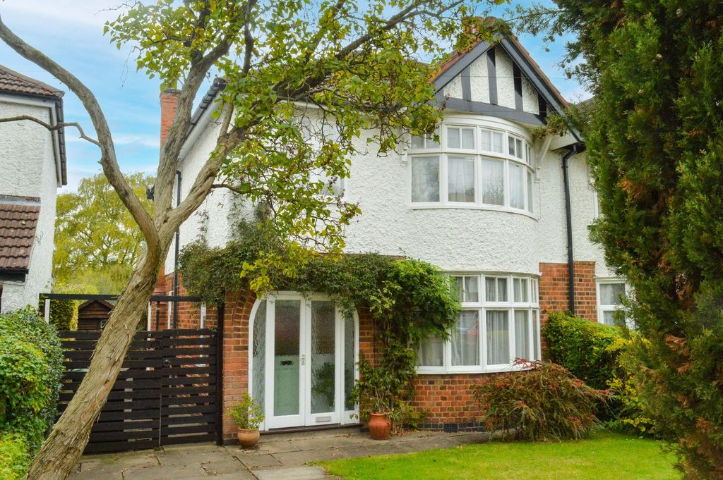 Property photo 1 of 24